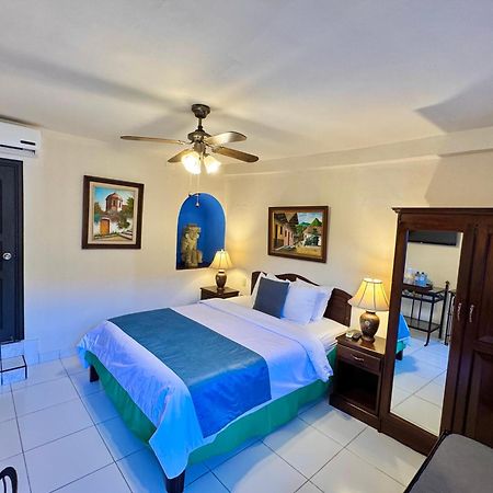 Hotel Camino Maya Copan Ruinas Bagian luar foto